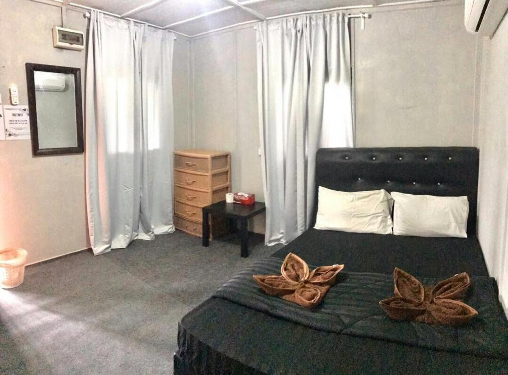 קמפונג קואלה בסוט Long Beach Garden מראה חיצוני תמונה